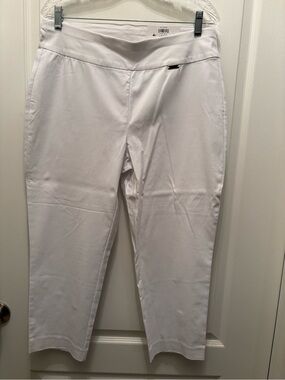 INC International Concepts White Capris